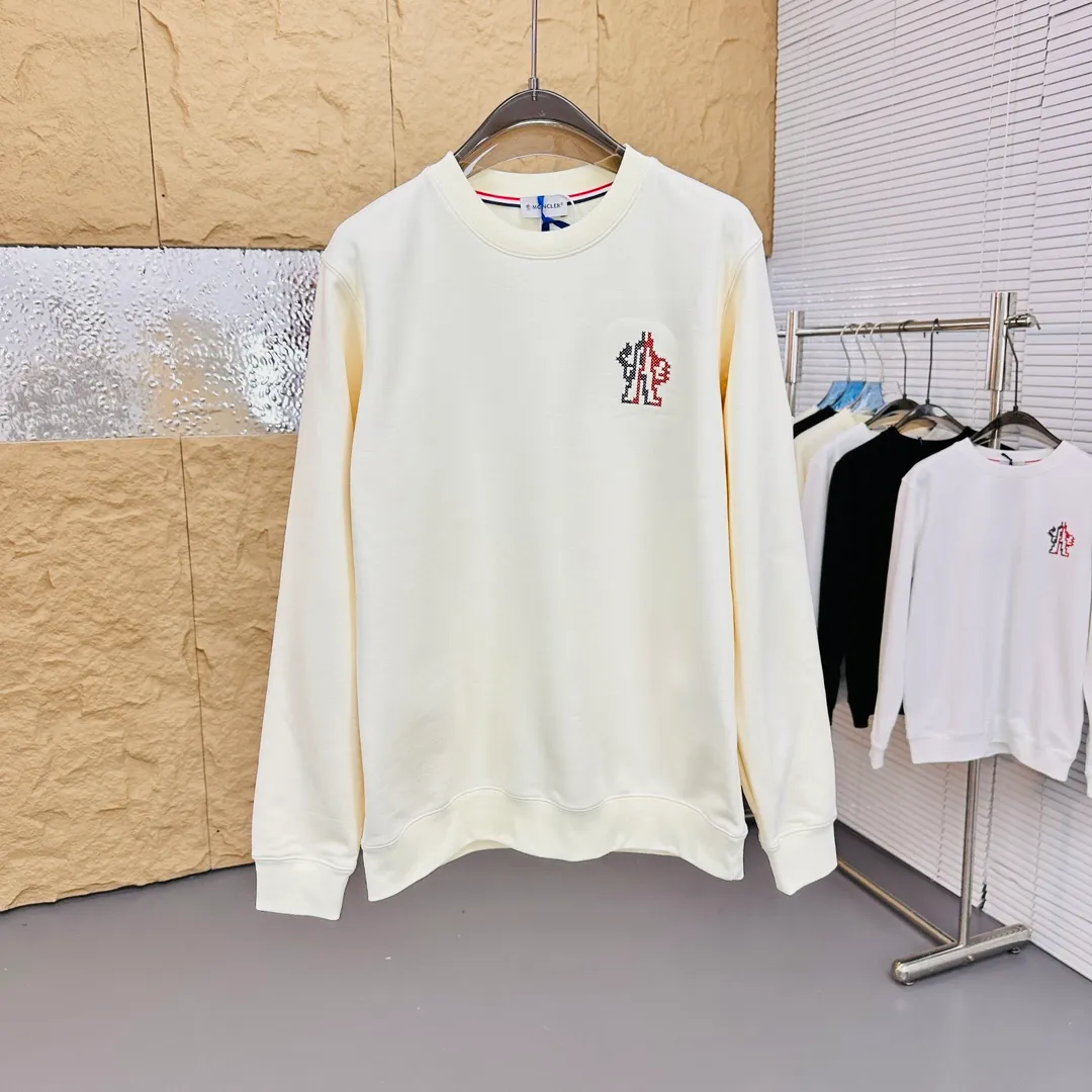 ： 🤳𝐌𝐎𝐍𝐂𝐋𝐄𝐑 ：☑️ 440 👕 ：☑️ 1*1 。🔜 。 ：☑️ 3D ，🇧🇫 1：1 。 ， ， ！🇲🇩 ！ Size：☑️S 〰️M 〰️L 〰️XL 〰️XXL